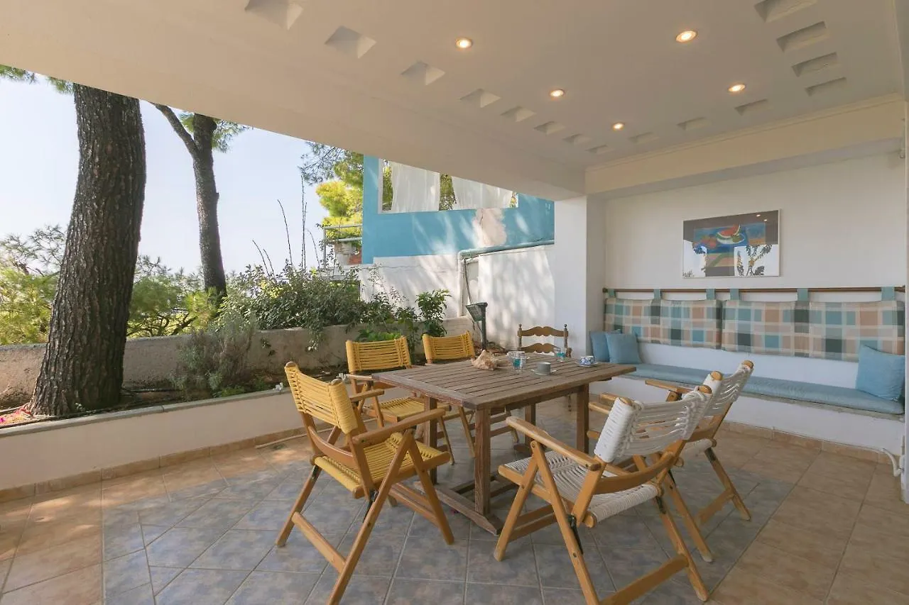 Sani Beach Gallery Villa, Your Next Family Vacation! Holiday home